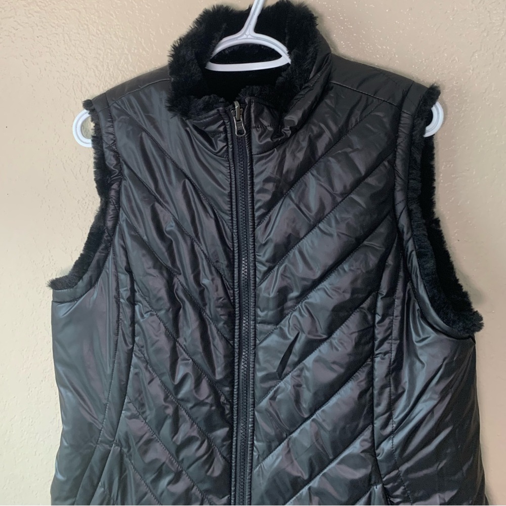 Nicole Miller Black Reversible Quilted Faux Fur Puffer Vest Cozy Winter Size M - Picture 5 of 8